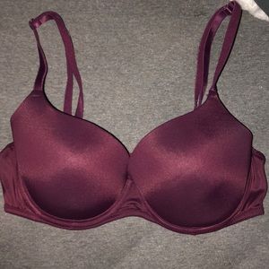 Victoria secrets t-shirt bra